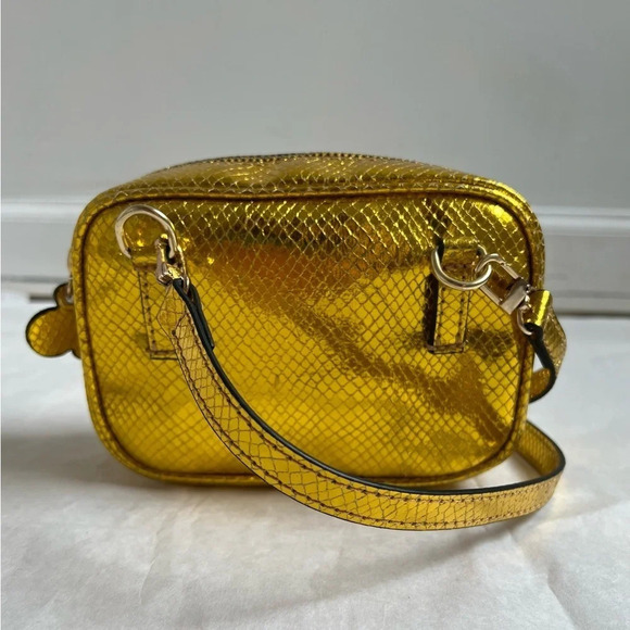 Moa Master Of Art BELT BAG Shoulder Cross Body Golden Leather Disney Limited - Picture 2 of 10